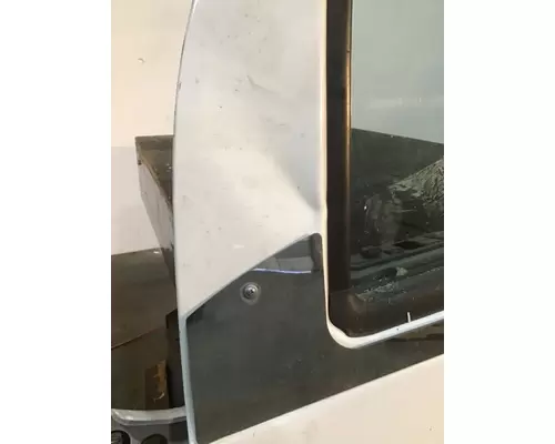 KENWORTH T680 Door Assembly