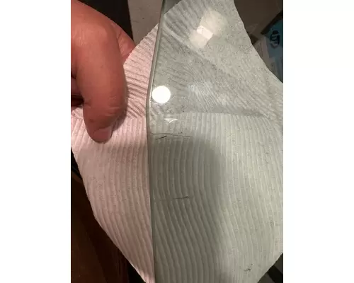 KENWORTH T680 Door Glass, Front