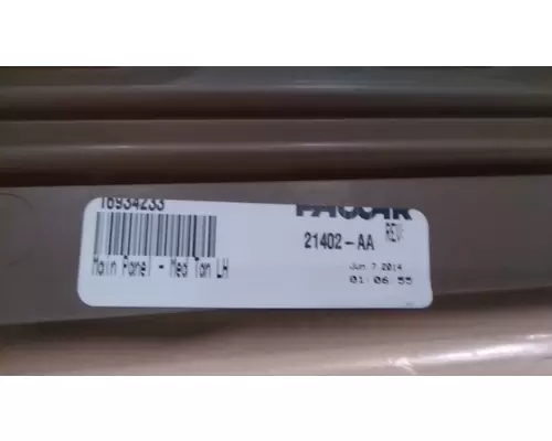 KENWORTH T680 Door Panel (Trim)