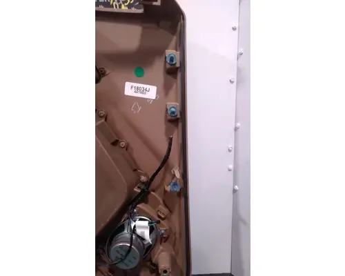 KENWORTH T680 Door Panel (Trim)