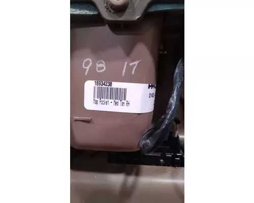 KENWORTH T680 Door Panel (Trim)