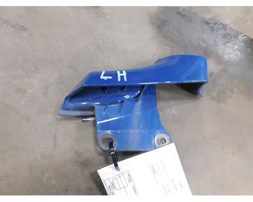 KENWORTH T680 Door Panel (Trim)