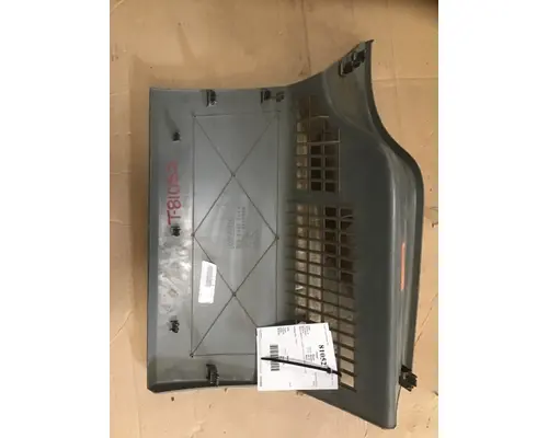 KENWORTH T680 Door Panel (Trim)