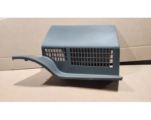 KENWORTH T680 Door Panel (Trim)
