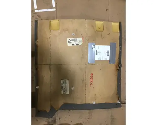 KENWORTH T680 Door Panel (Trim)