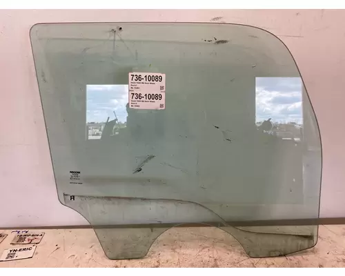 KENWORTH T680 Door Window Glass