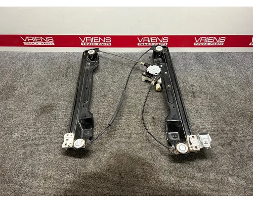KENWORTH T680 Door Window Regulator, Front