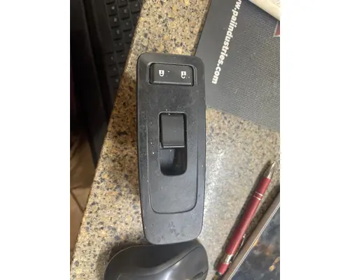 KENWORTH T680 Door Window Regulator