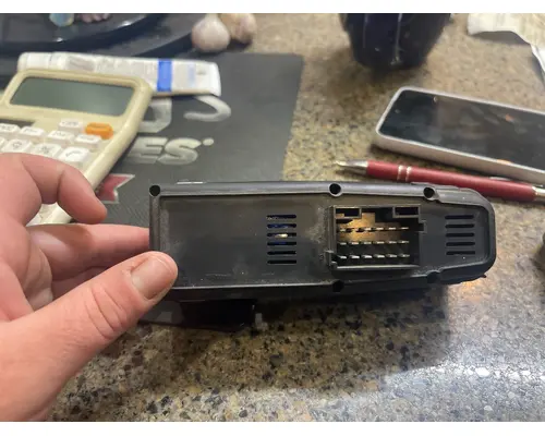 KENWORTH T680 Door Window Regulator