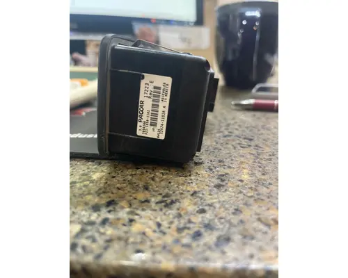 KENWORTH T680 Door Window Regulator