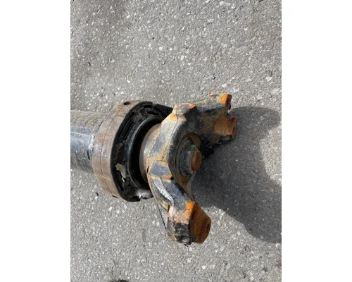 KENWORTH T680 Drive Shaft, Front