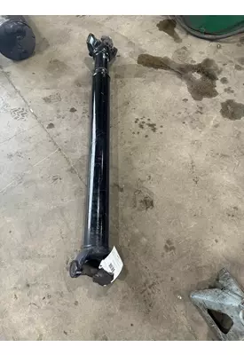 KENWORTH T680 Drive Shaft, Front