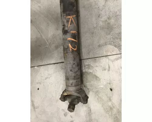 KENWORTH T680 Drive Shaft, Rear