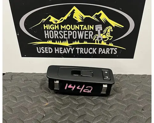 KENWORTH T680 Electrical Parts, Misc.