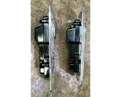 KENWORTH T680 Electrical Parts, Misc.