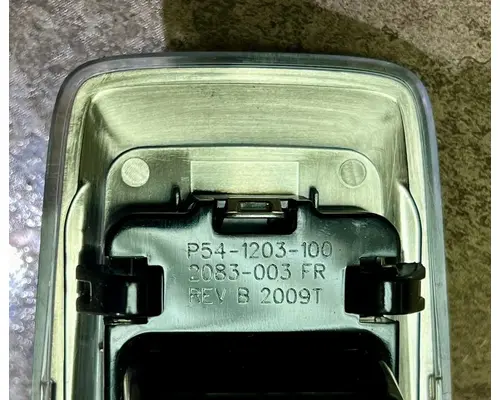 KENWORTH T680 Electrical Parts, Misc.