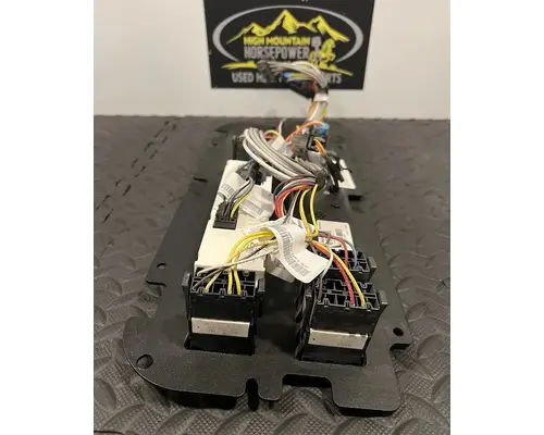 KENWORTH T680 Electrical Parts, Misc.