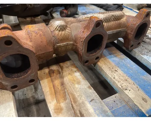 KENWORTH T680 Exhaust Manifold