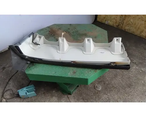 KENWORTH T680 FAIRING, SLEEPER