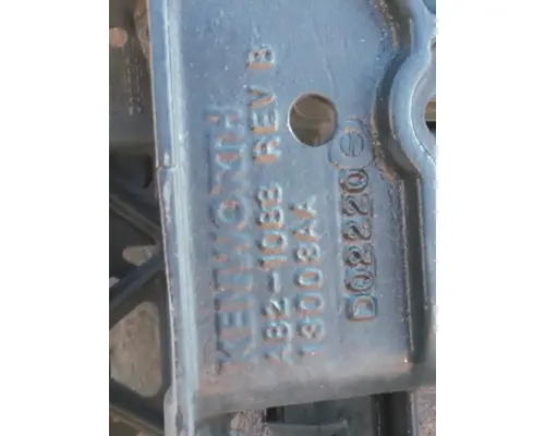 KENWORTH T680 FAIRING BRACKETMOUNT