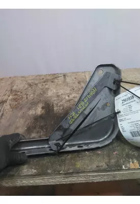 KENWORTH T680 FAIRING BRACKET/MOUNT