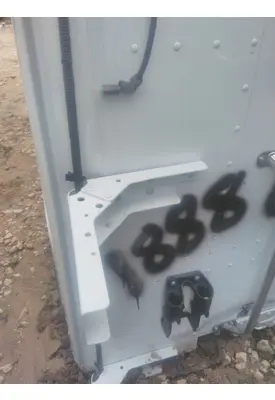 KENWORTH T680 FAIRING BRACKET/MOUNT