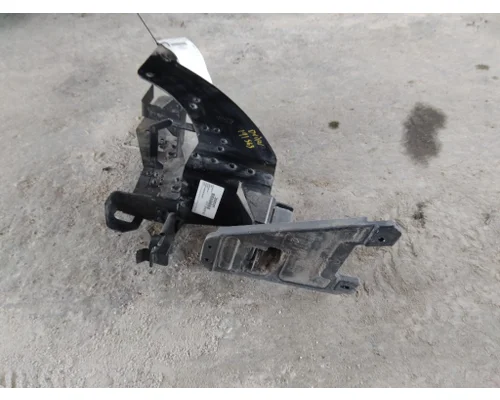 KENWORTH T680 FAIRING BRACKETMOUNT