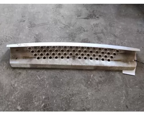 KENWORTH T680 FAIRING STEP