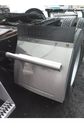KENWORTH T680 FENDER, QUARTER/HALF REAR