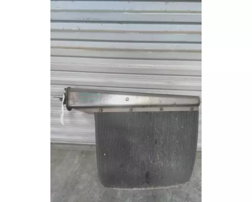 KENWORTH T680 FENDER, QUARTERHALF REAR