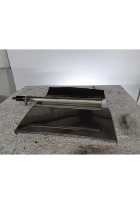 KENWORTH T680 FENDER, QUARTER/HALF REAR