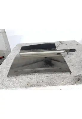 KENWORTH T680 FENDER, QUARTER/HALF REAR