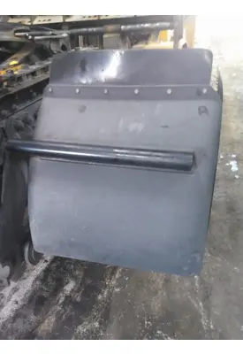 KENWORTH T680 FENDER, QUARTER/HALF REAR