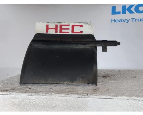 KENWORTH T680 FENDER, QUARTERHALF REAR