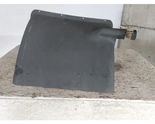 KENWORTH T680 FENDER, QUARTER/HALF REAR