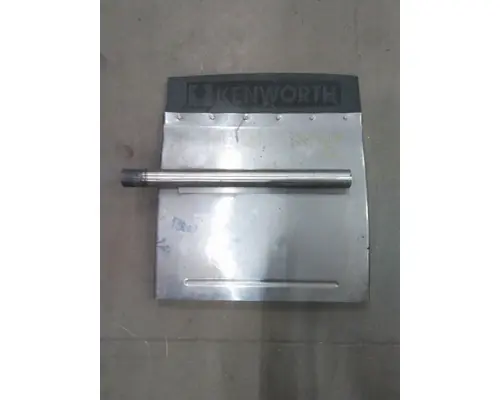 KENWORTH T680 FENDER, QUARTERHALF REAR