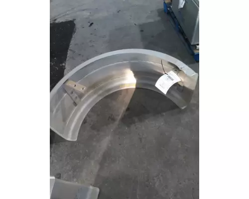 KENWORTH T680 FENDER, QUARTERHALF REAR