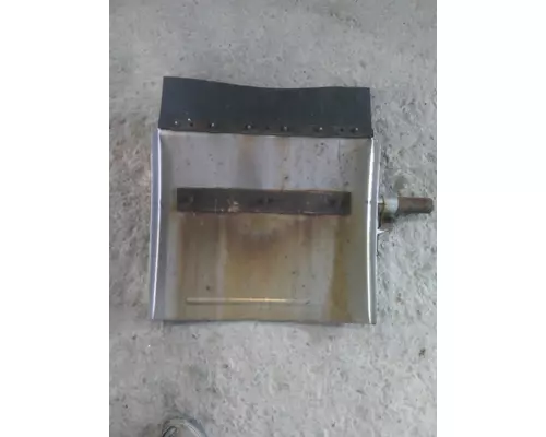 KENWORTH T680 FENDER, QUARTERHALF REAR