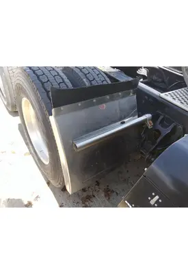KENWORTH T680 FENDER, QUARTER/HALF REAR