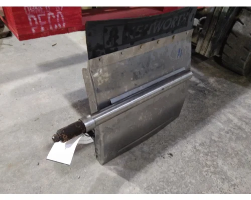 KENWORTH T680 FENDER, QUARTERHALF REAR