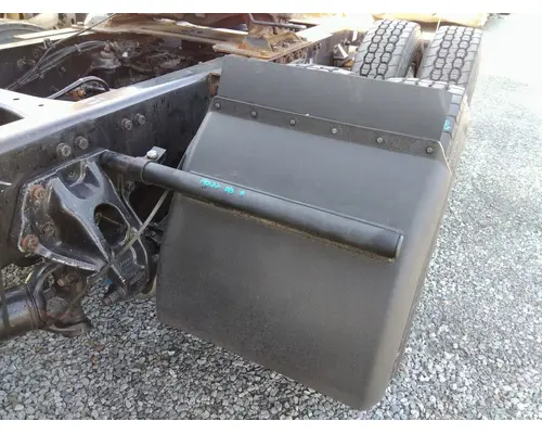 KENWORTH T680 FENDER, QUARTERHALF REAR