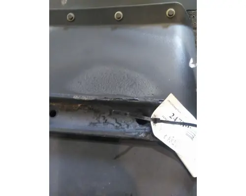 KENWORTH T680 FENDER, QUARTERHALF REAR