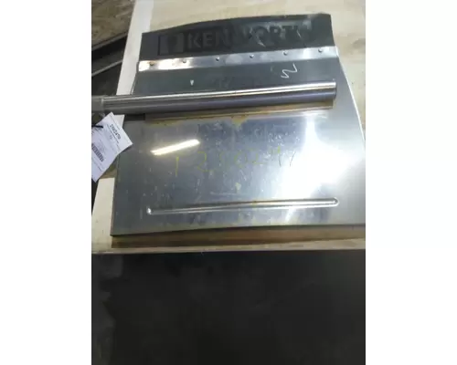 KENWORTH T680 FENDER, QUARTERHALF REAR