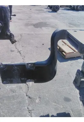 KENWORTH T680 FENDER BRACKET/MOUNT