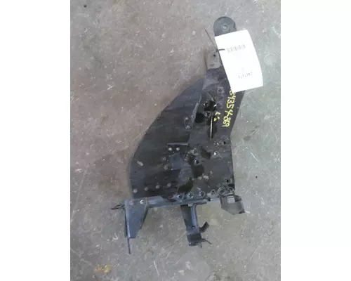 KENWORTH T680 FENDER BRACKETMOUNT