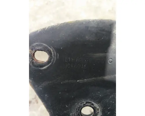 KENWORTH T680 FENDER BRACKETMOUNT