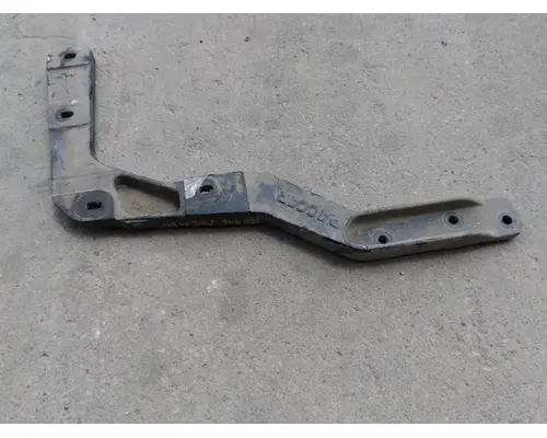 KENWORTH T680 FENDER BRACKETMOUNT