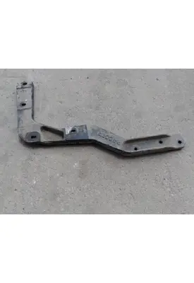 KENWORTH T680 FENDER BRACKET/MOUNT
