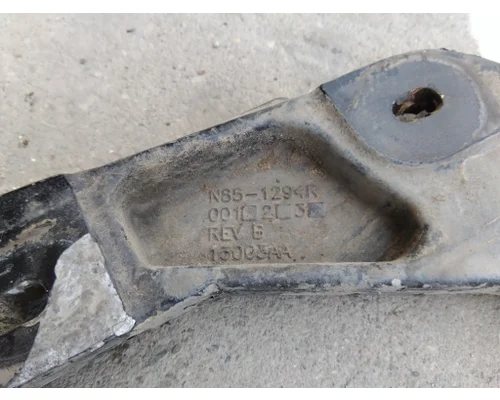 KENWORTH T680 FENDER BRACKETMOUNT
