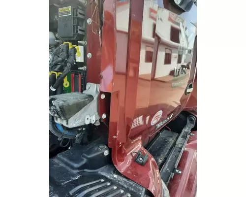 KENWORTH T680 FENDER EXTENSION